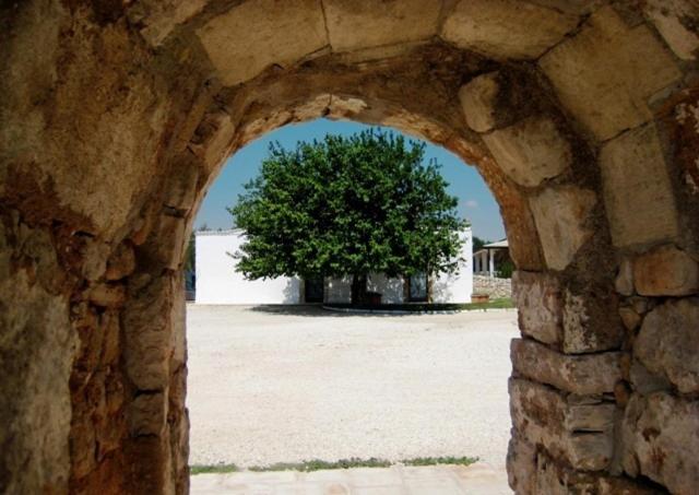 Masseria Quis Ut Deus Crispiano Extérieur photo